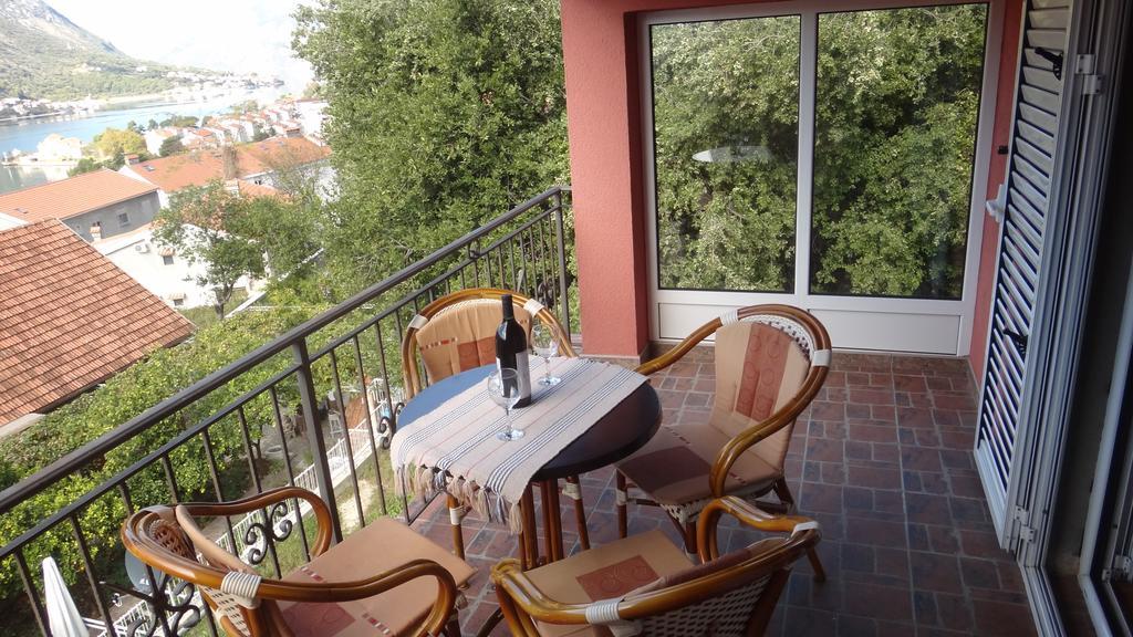 Apartments Lazarevic Kotor Quarto foto